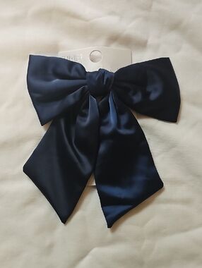 Time and Tru Bow Barrette, Navy New